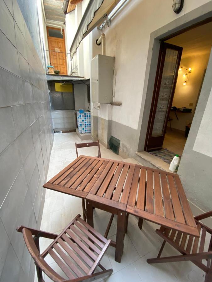 Casa Baiettini 9 Bed and Breakfast Intra Exteriör bild